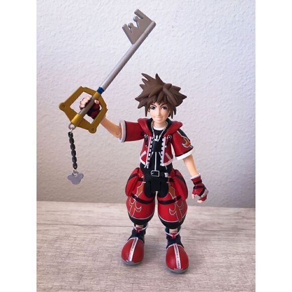Kingdom Hearts Diamond Select Toys Valor Form Sora GameStop Exclusive - Picture 3 of 5